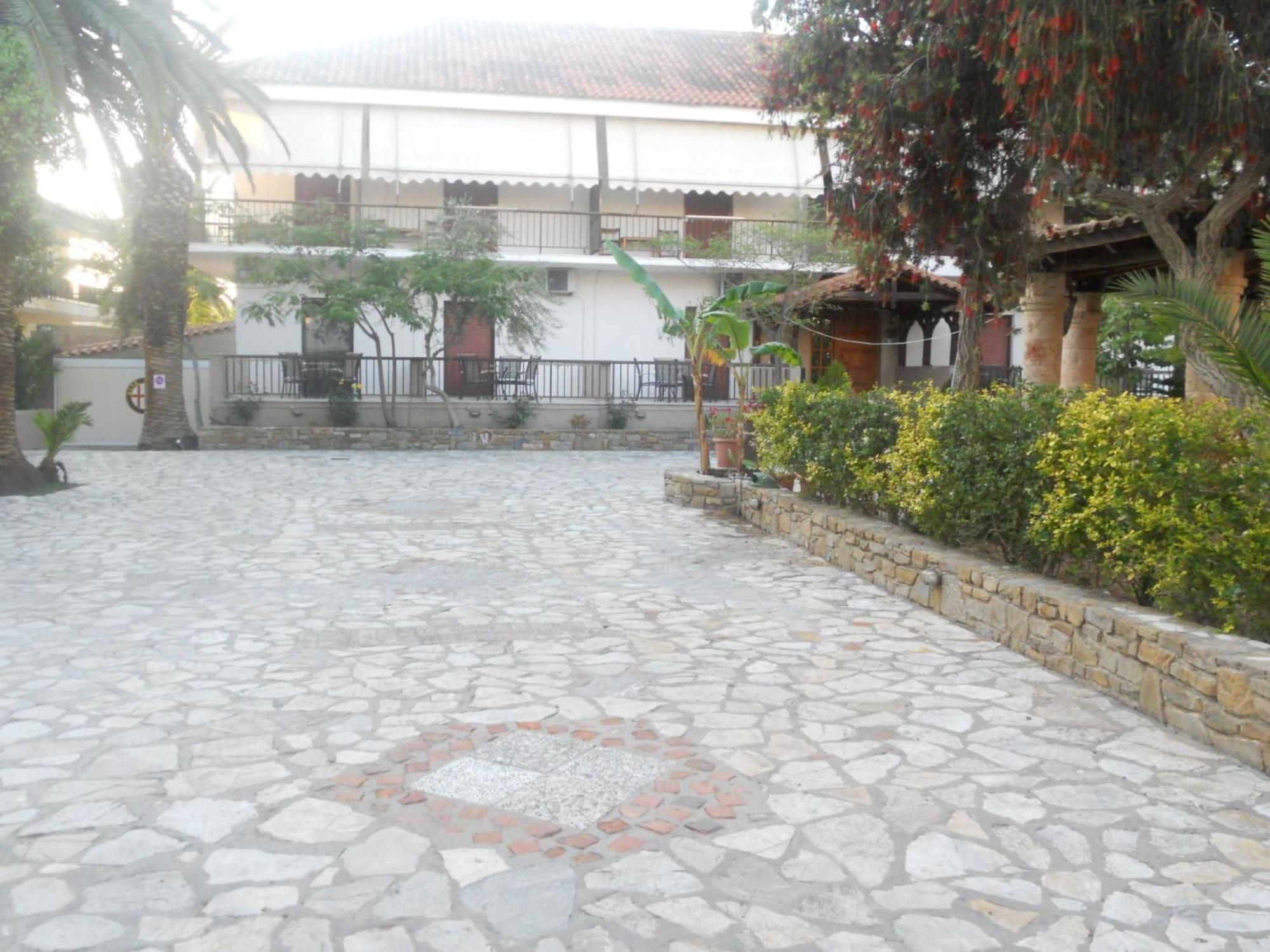 Assimakis Hotel Finikounta Exterior photo