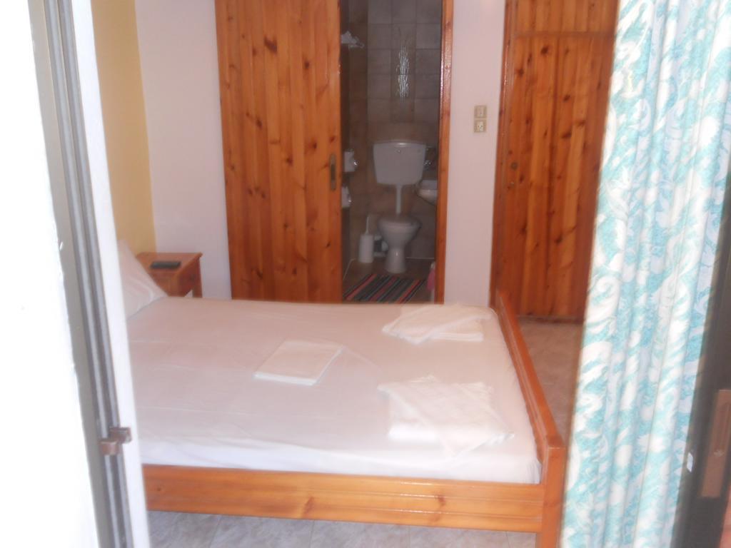 Assimakis Hotel Finikounta Room photo