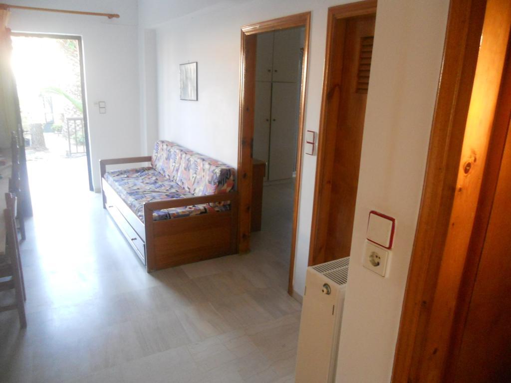 Assimakis Hotel Finikounta Room photo